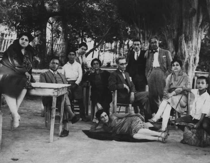 Boğos Savarş Karakaş, Jerfin and Aram Elmas, Torkom [Çanan] and Hosrof Emirhanyan (Üsküdar Beyleroğlu Garden)